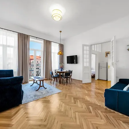 Stara Praga - Location, Balcony - By Rentujemy *