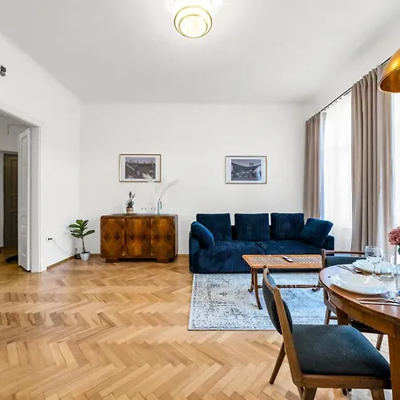 Stara Praga - Location, Balcony - By Rentujemy *